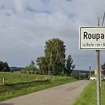 Sous La Charpente *