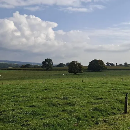 Vendégház Sous La Charpente La-Roche-en-Ardenne