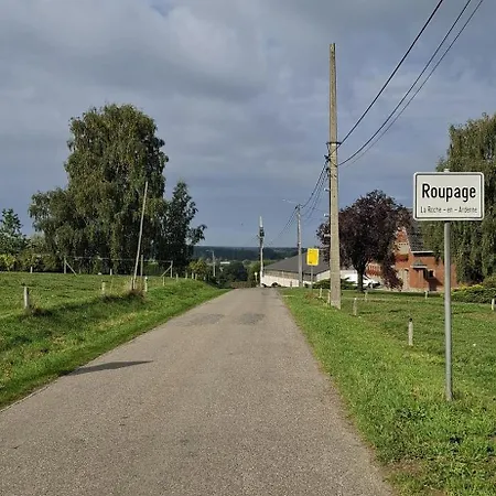 Vendégház Sous La Charpente La-Roche-en-Ardenne
